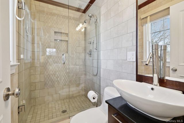 10 Foxwood Lane, Thornwood, NY 10594