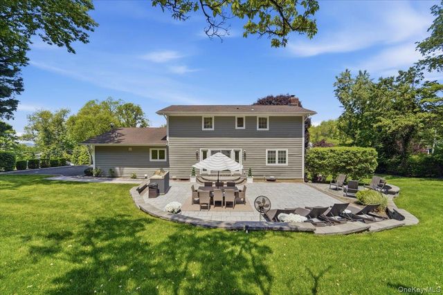 10 Foxwood Lane, Thornwood, NY 10594