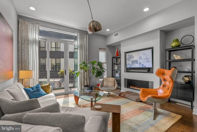619 N 5TH ST, Philadelphia, PA 19123