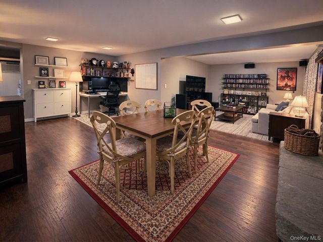 24 Lake Trail, Carmel, NY 10512