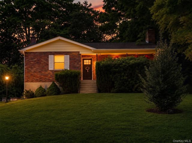 24 Lake Trail, Carmel, NY 10512