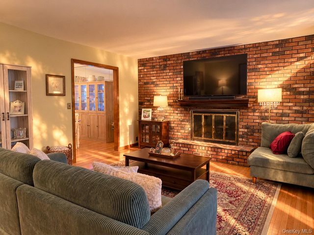 24 Lake Trail, Carmel, NY 10512