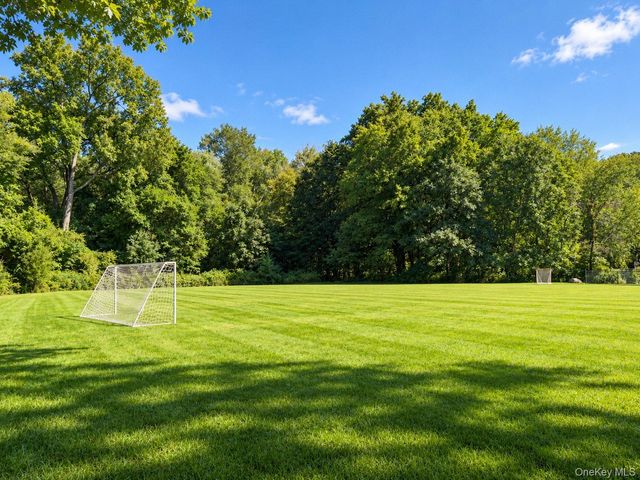 24 Lake Trail, Carmel, NY 10512