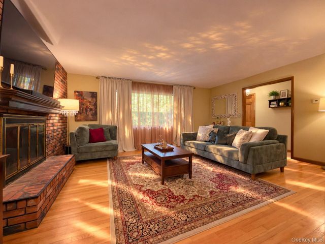 24 Lake Trail, Carmel, NY 10512