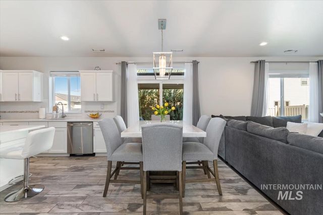 11473 W Baserri Dr, Boise, ID 83709