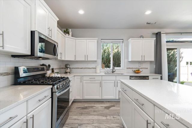 11473 W Baserri Dr, Boise, ID 83709