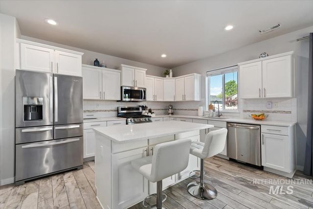 11473 W Baserri Dr, Boise, ID 83709