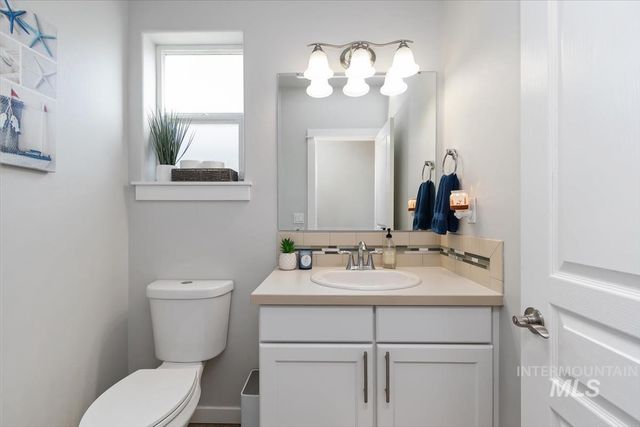 11473 W Baserri Dr, Boise, ID 83709