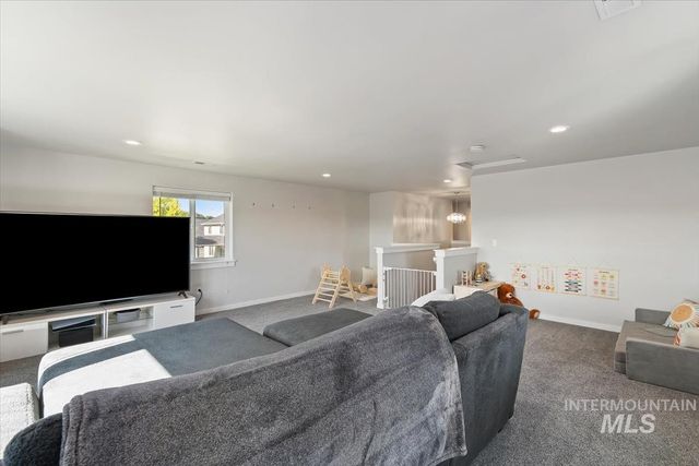 11473 W Baserri Dr, Boise, ID 83709