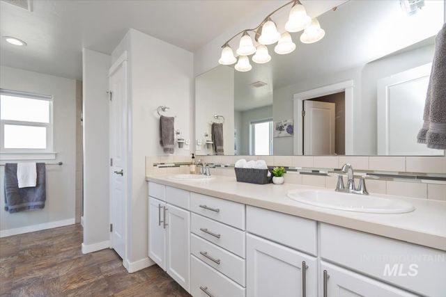 11473 W Baserri Dr, Boise, ID 83709