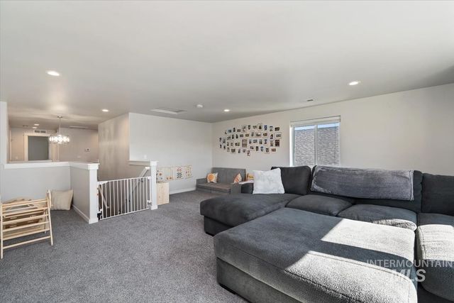 11473 W Baserri Dr, Boise, ID 83709