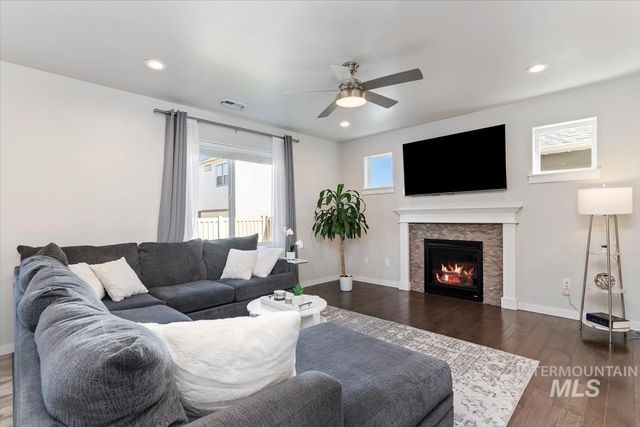 11473 W Baserri Dr, Boise, ID 83709
