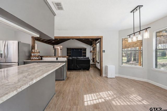 1175 County Road 1535, Mount Pleasant, TX 75455