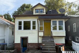 1440 Shingo Ave, Louisville, KY 40215