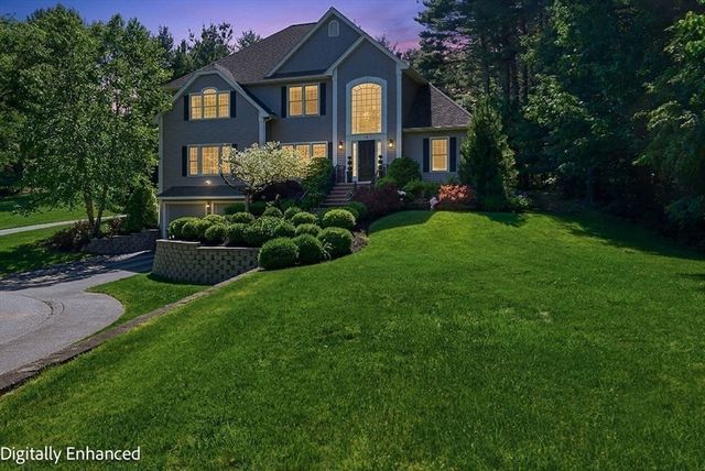 72 Sterling Ln, North Andover, MA 01845
