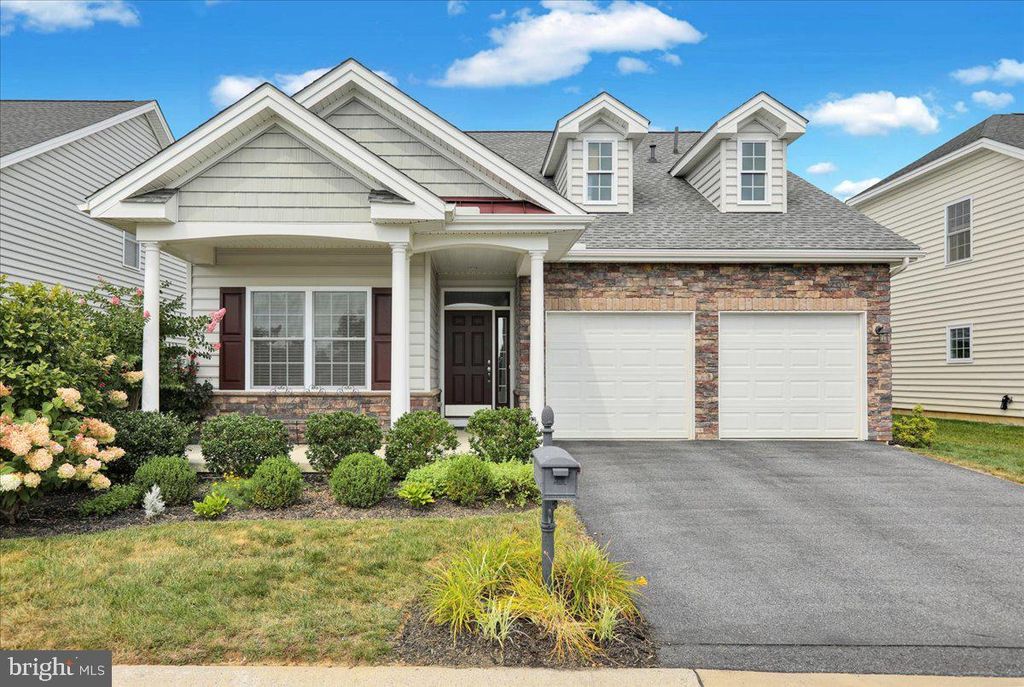 430 FOUNDERS WAY, Lititz, PA 17543