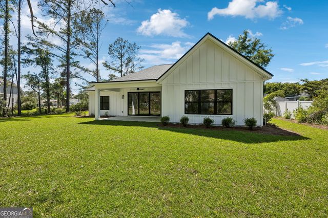 121 Laurel Marsh Way, Kingsland, GA 31548