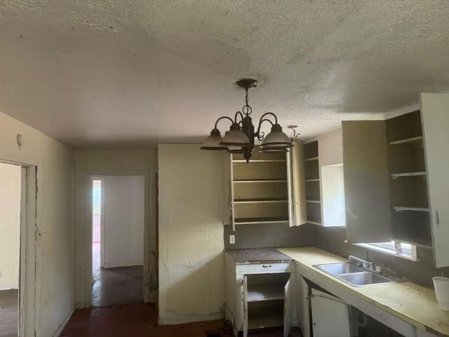 415 2nd Street, Jasper, TX 75951