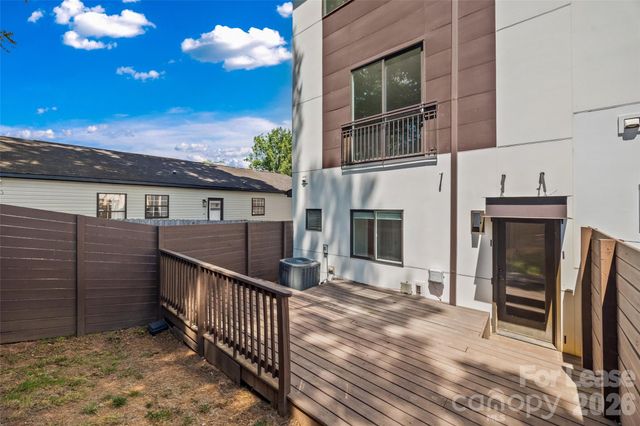 840 E 18th Street D, Charlotte, NC 28205