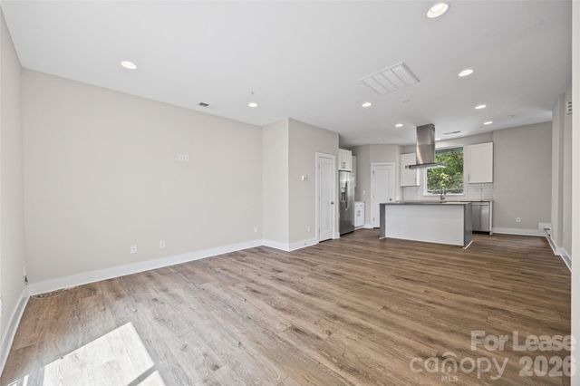 840 E 18th Street D, Charlotte, NC 28205