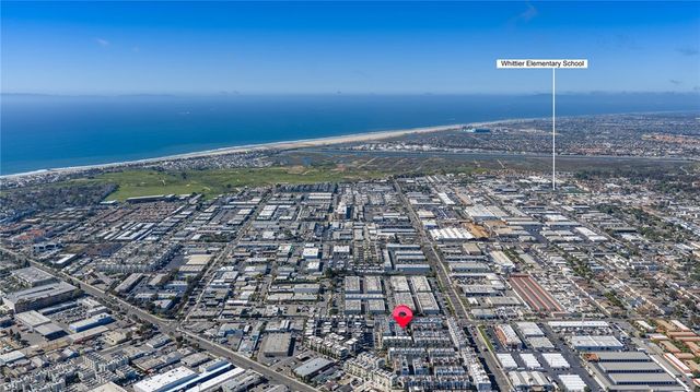 687 Doheny, Costa Mesa, CA 92627