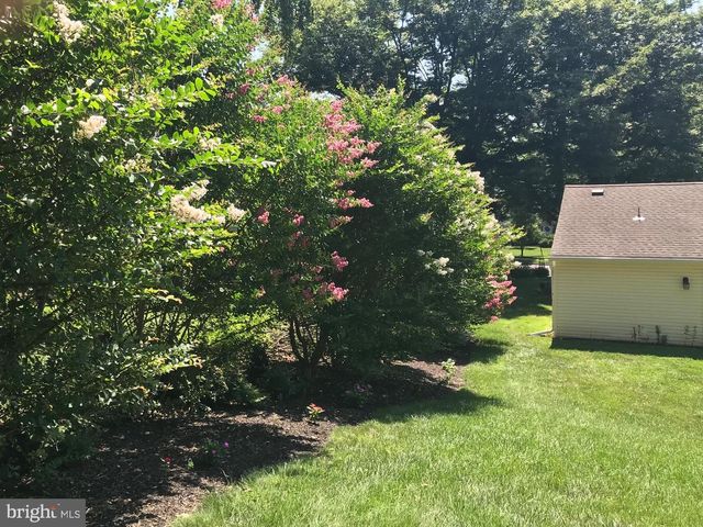 345 COLONIAL AVE, Collegeville, PA 19426