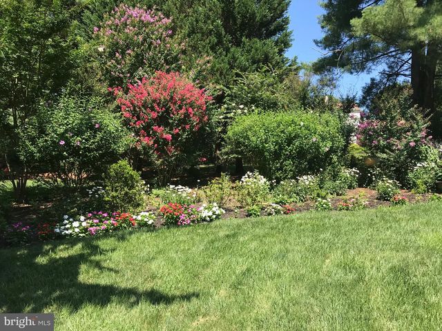 345 COLONIAL AVE, Collegeville, PA 19426
