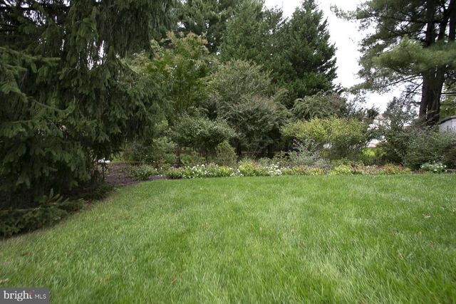 345 COLONIAL AVE, Collegeville, PA 19426