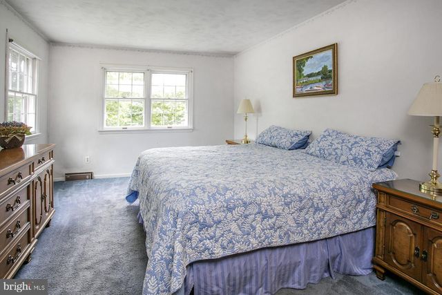 345 COLONIAL AVE, Collegeville, PA 19426