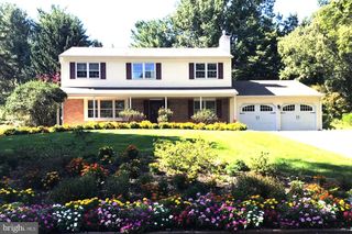345 COLONIAL AVE, Collegeville, PA 19426
