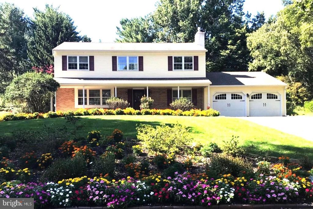 345 COLONIAL AVE, Collegeville, PA 19426