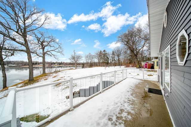 2050 Lakeview Drive, Brooklyn, MI 49230