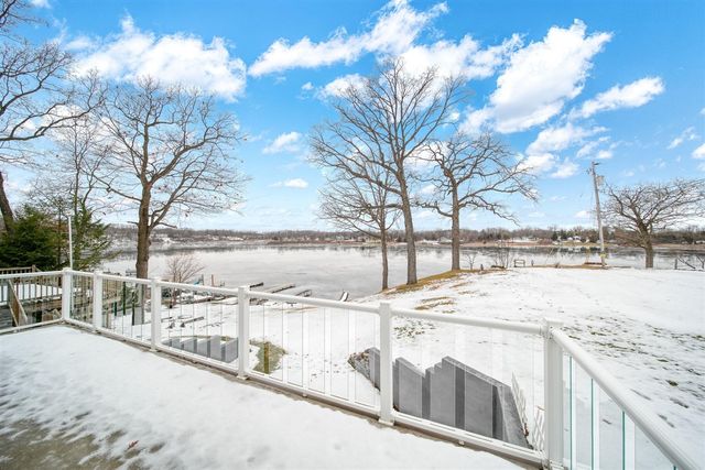 2050 Lakeview Drive, Brooklyn, MI 49230