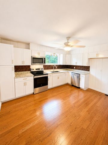 207 Kentucky Avenue, Somerset, KY 42501