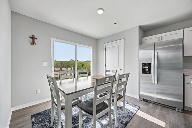 2471 Chloe Lane, Hiawatha, IA 52233
