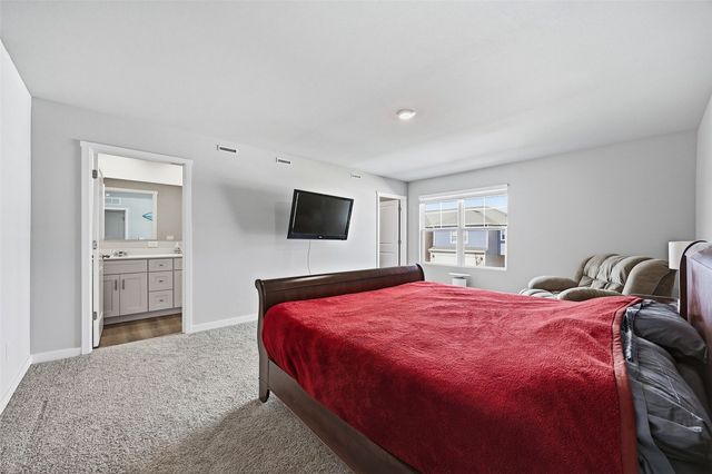 2471 Chloe Lane, Hiawatha, IA 52233