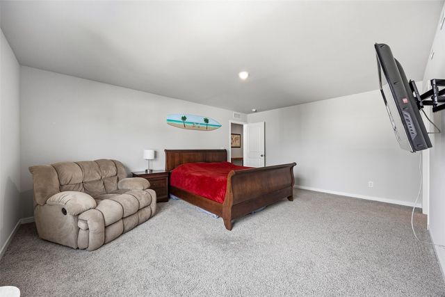 2471 Chloe Lane, Hiawatha, IA 52233