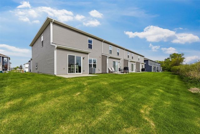 2471 Chloe Lane, Hiawatha, IA 52233