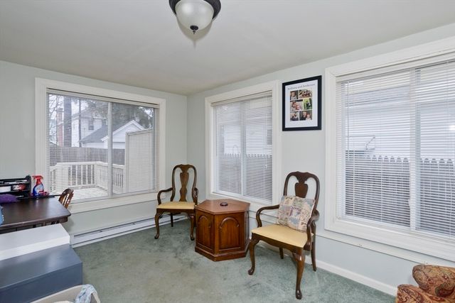 44 Meredith St, Springfield, MA 01108