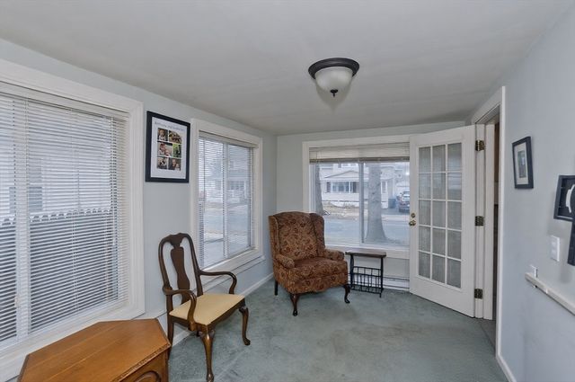 44 Meredith St, Springfield, MA 01108