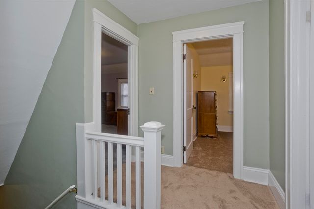 44 Meredith St, Springfield, MA 01108