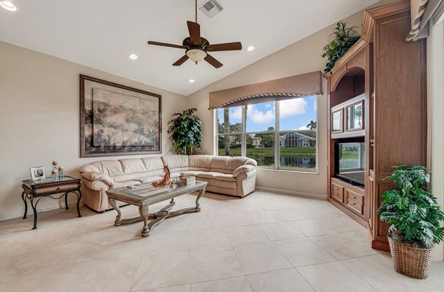 7650 Tarpon Cove Circle, Lake Worth, FL 33467
