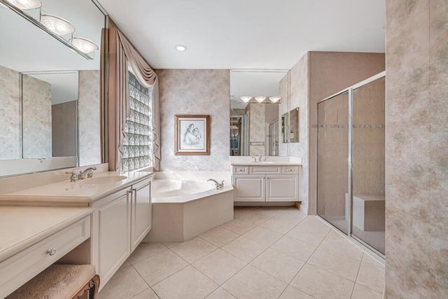 7650 Tarpon Cove Circle, Lake Worth, FL 33467