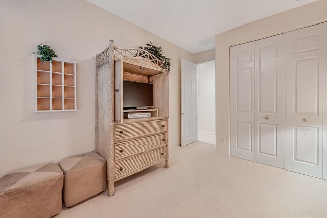 7650 Tarpon Cove Circle, Lake Worth, FL 33467