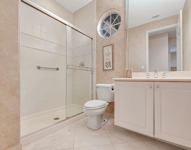 7650 Tarpon Cove Circle, Lake Worth, FL 33467