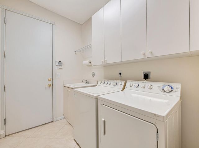 7650 Tarpon Cove Circle, Lake Worth, FL 33467