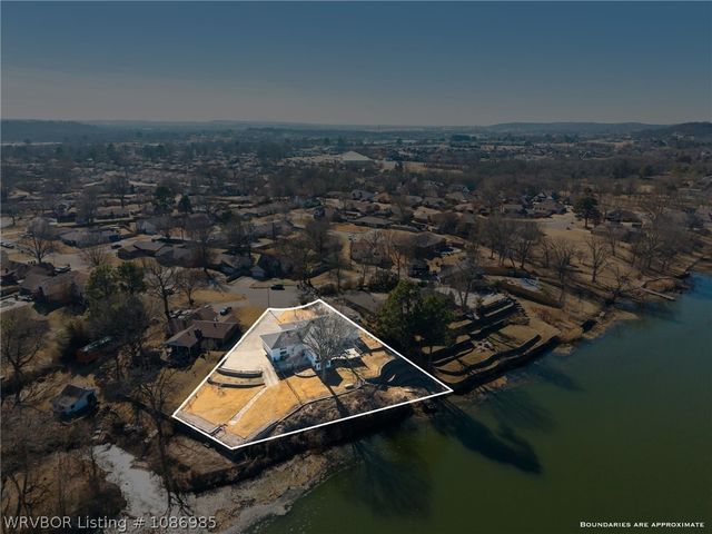 2701 S 97th Circle, Fort Smith, AR 72903