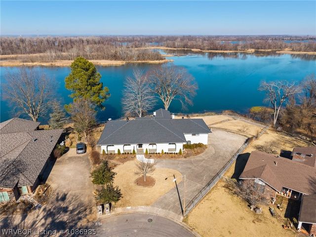 2701 S 97th Circle, Fort Smith, AR 72903