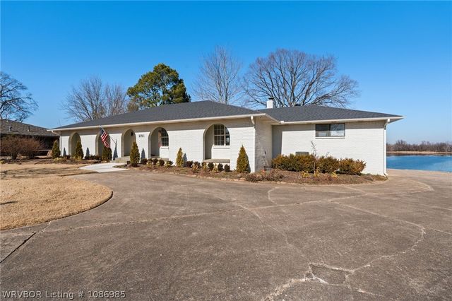 2701 S 97th Circle, Fort Smith, AR 72903