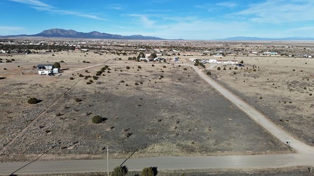 7 Kennedy Court, Edgewood, NM 87015